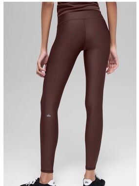 Alo High-Waist Airlift Leggings (Brownstone)